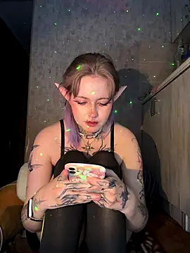 Snapshot of n1ghtcloud chatting on 3, 10, 2025 n1ghtcloud online show from 3, 10, 2025