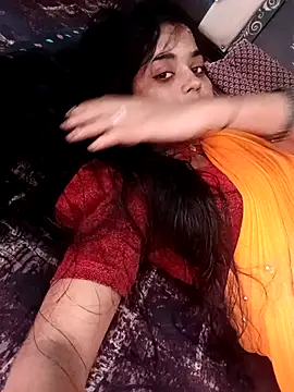 Snapshot of Rachna_Love chatting on 8, 10, 2025 Rachna Love online show from 8, 10, 2025