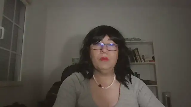 Snapshot of nataliacd chatting on 17, 12, 2025 nataliacd online show from 17, 12, 2025