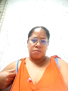 Big ass submissive online show from 21, 9, 2025