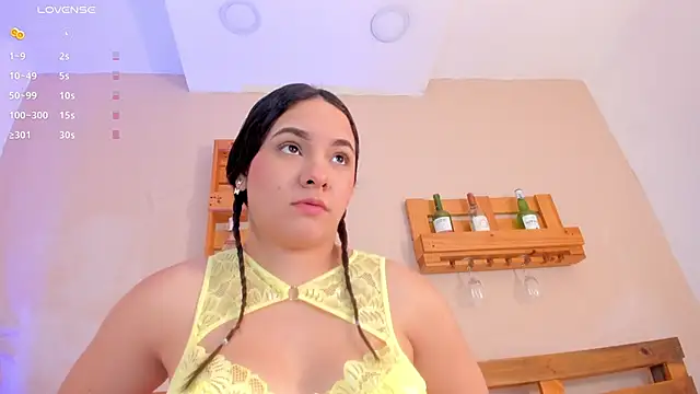 Snapshot of _miss_mia chatting on 1, 11, 2025 miss mia online show from 1, 11, 2025