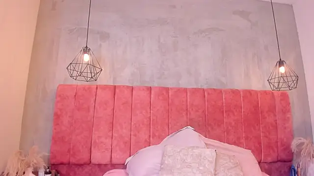  miss mia online show from 25, 5, 2026