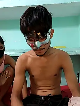 Antique-stickchart-couple online show from 19, 10, 2025