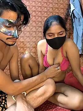 Antique-stickchart-couple online show from 24, 10, 2025