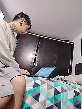 Snapshot of abnerdam01 chatting on 1, 12, 2025 abnerdam01 online show from 1, 12, 2025