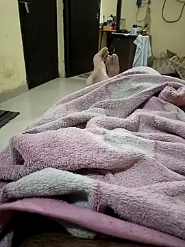 Snapshot of shadab1267 chatting on 8, 11, 2025 shadab1267 online show from 8, 11, 2025