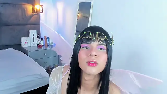 Snapshot of Slenna_Moon chatting on 31, 10, 2025 Slenna Moon online show from 31, 10, 2025