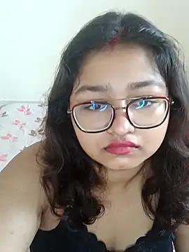 Drizzling Intimecy online show from 13, 9, 2025