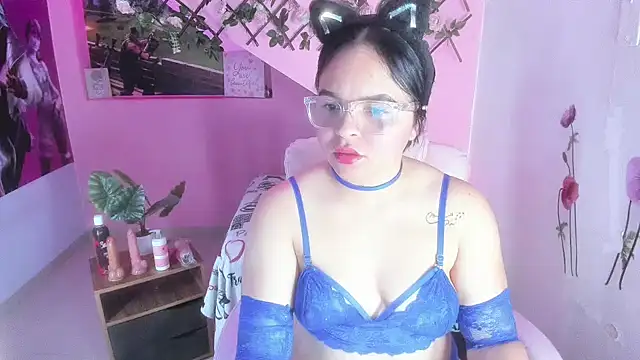 Snapshot of mabelsweet303av chatting on 24, 10, 2025 mabelsweet303av online show from 24, 10, 2025