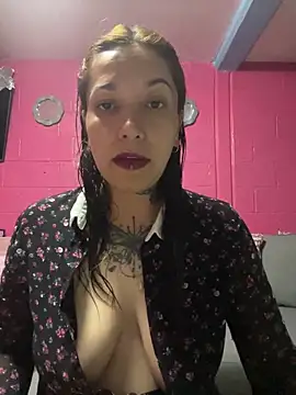 Snapshot of emperatrixsex chatting on 18, 5, 2026 emperatrixsex online show from 18, 5, 2026