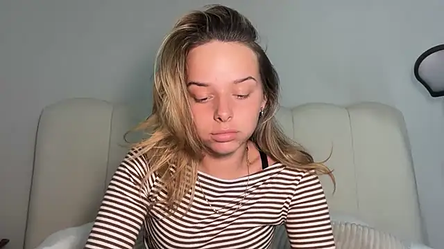 KayleeBella online show from 14, 4, 2026