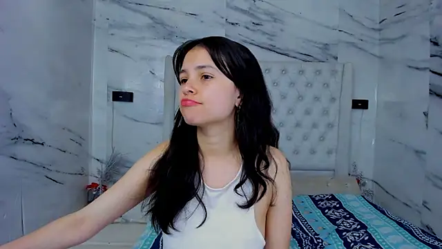 Ari and Storm online show from 4, 10, 2025