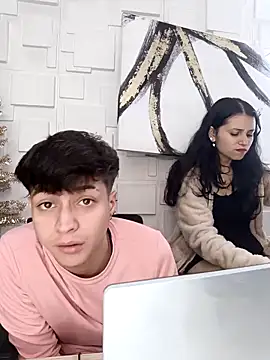 Ari and Storm online show from 18, 4, 2026