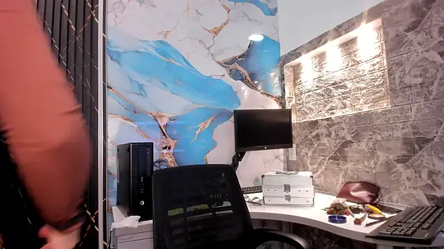 Snapshot of Scarlett_14_ chatting on 7, 1, 2026 Scarlett 14 online show from 7, 1, 2026