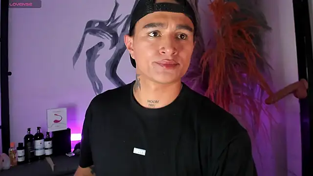 LiamDeep online show from 23, 10, 2025