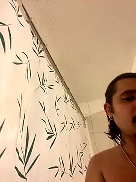 Snapshot of daddyvibes chatting on 12, 10, 2025 daddyvibes online show from 12, 10, 2025