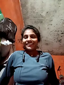 Snapshot of Jyoti_thakurr chatting on 16, 9, 2025 Jyoti thakurr online show from 16, 9, 2025