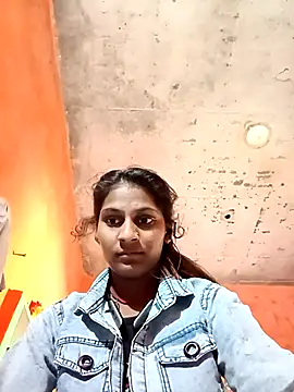 Snapshot of Jyoti_thakurr chatting on 7, 10, 2025 Jyoti thakurr online show from 7, 10, 2025