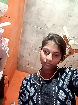 Snapshot of Jyoti_thakurr chatting on 13, 10, 2025 Jyoti thakurr online show from 13, 10, 2025