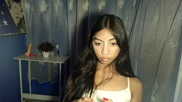 Snapshot of Kayra_Slut122 chatting on 28, 9, 2025 Kayra Slut122 online show from 28, 9, 2025