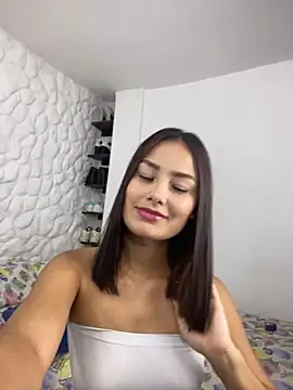 Snapshot of alasska_18 chatting on 12, 9, 2025 alasska 18 online show from 12, 9, 2025