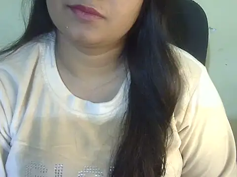 Aanya Hazel online show from 19, 12, 2025