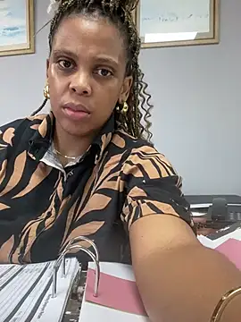 Snapshot of 031bubbles chatting on 6, 7, 2026 031bubbles online show from 6, 7, 2026