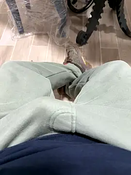 Snapshot of camboys_poyraz chatting on 6, 11, 2025 camboys poyraz online show from 6, 11, 2025