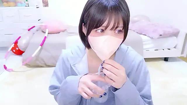 Hinata Sun online show from 14, 5, 2026