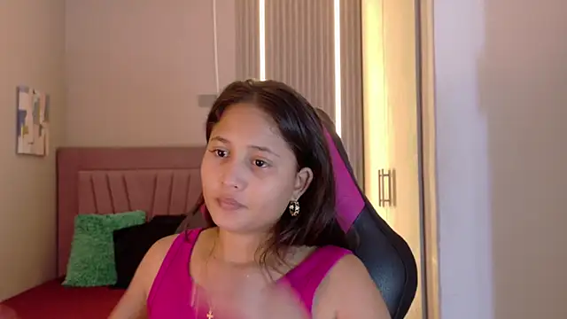 Laly Cherry  online show from 28, 11, 2025