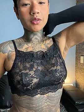 Snapshot of xbigpeach chatting on 4, 11, 2025 xbigpeach online show from 4, 11, 2025