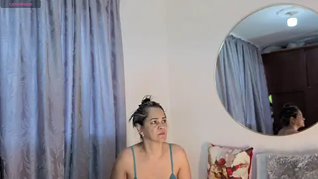 Snapshot of mariangellive chatting on 18, 1, 2026 mariangellive online show from 18, 1, 2026