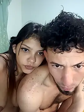 Snapshot of LunaAndOrion chatting on 1, 10, 2025 LunaAndOrion online show from 1, 10, 2025