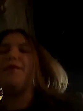 IssadoraaPink online show from 23, 9, 2025