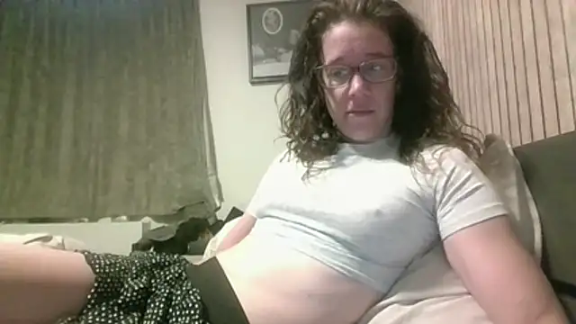 Snapshot of JezebelDutch chatting on 3, 7, 2026 JezebelDutch online show from 3, 7, 2026