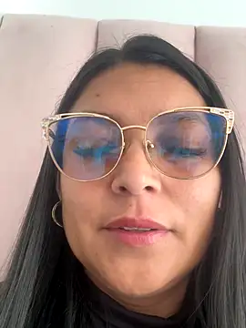 Zui Rouse online show from 22, 9, 2025