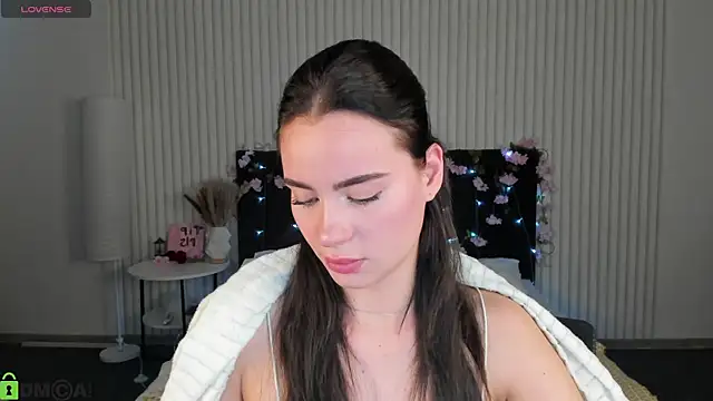 Ameli Povilain online show from 23, 12, 2025