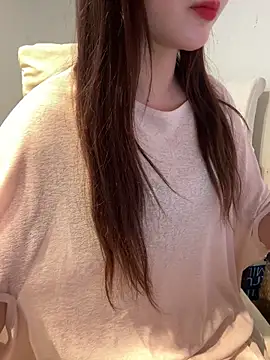 Snapshot of susu_baby chatting on 23, 12, 2025 susu baby online show from 23, 12, 2025