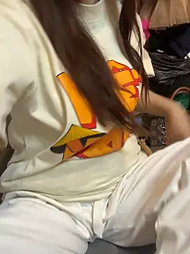 Snapshot of susu_baby chatting on 19, 1, 2026 susu baby online show from 19, 1, 2026