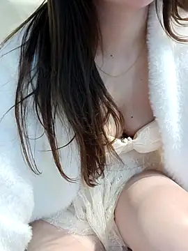 Snapshot of susu_baby chatting on 9, 2, 2026 susu baby online show from 9, 2, 2026