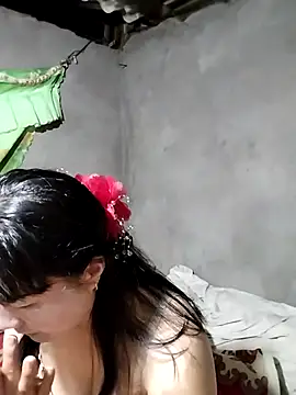 Snapshot of kute-00 chatting on 28, 10, 2025 kute-00 online show from 28, 10, 2025