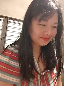 Snapshot of kute-00 chatting on 23, 11, 2025 kute-00 online show from 23, 11, 2025