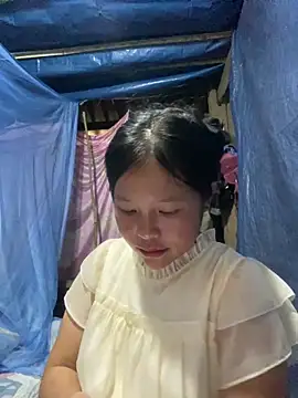 Snapshot of O_o_UwU_o_O chatting on 9, 10, 2025 O o UwU o O online show from 9, 10, 2025