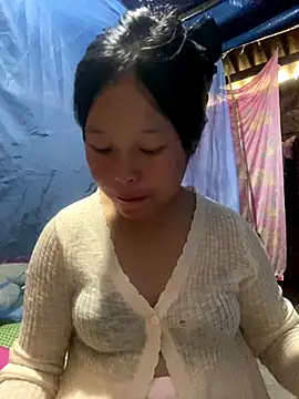 Snapshot of O_o_UwU_o_O chatting on 11, 10, 2025 O o UwU o O online show from 11, 10, 2025