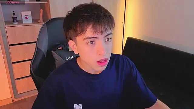 Snapshot of onlinenico chatting on 27, 10, 2025 onlinenico online show from 27, 10, 2025