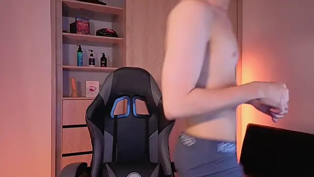 Snapshot of onlinenico chatting on 10, 11, 2025 onlinenico online show from 10, 11, 2025