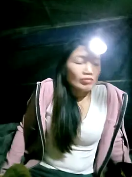 ngan-cute online show from 20, 11, 2025