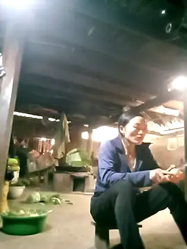 ngan-cute online show from 23, 11, 2025