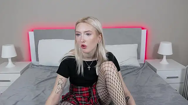 MarianeSun online show from 22, 9, 2025