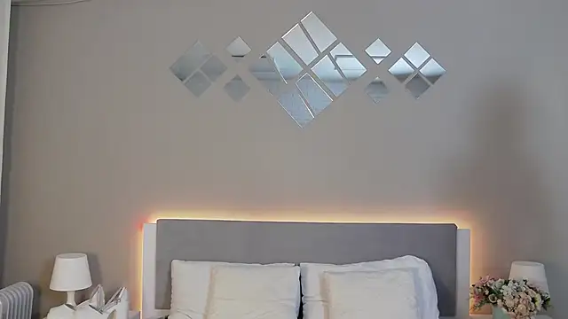 MarianeSun online show from 9, 10, 2025